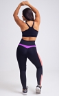 Conjunto Fitness Top Nadador Alça Dupla e Calça Legging Preta Recortes Coloridos