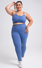 Conjunto Fitness Top e Calça Legging Azul Claro Detalhe Preto